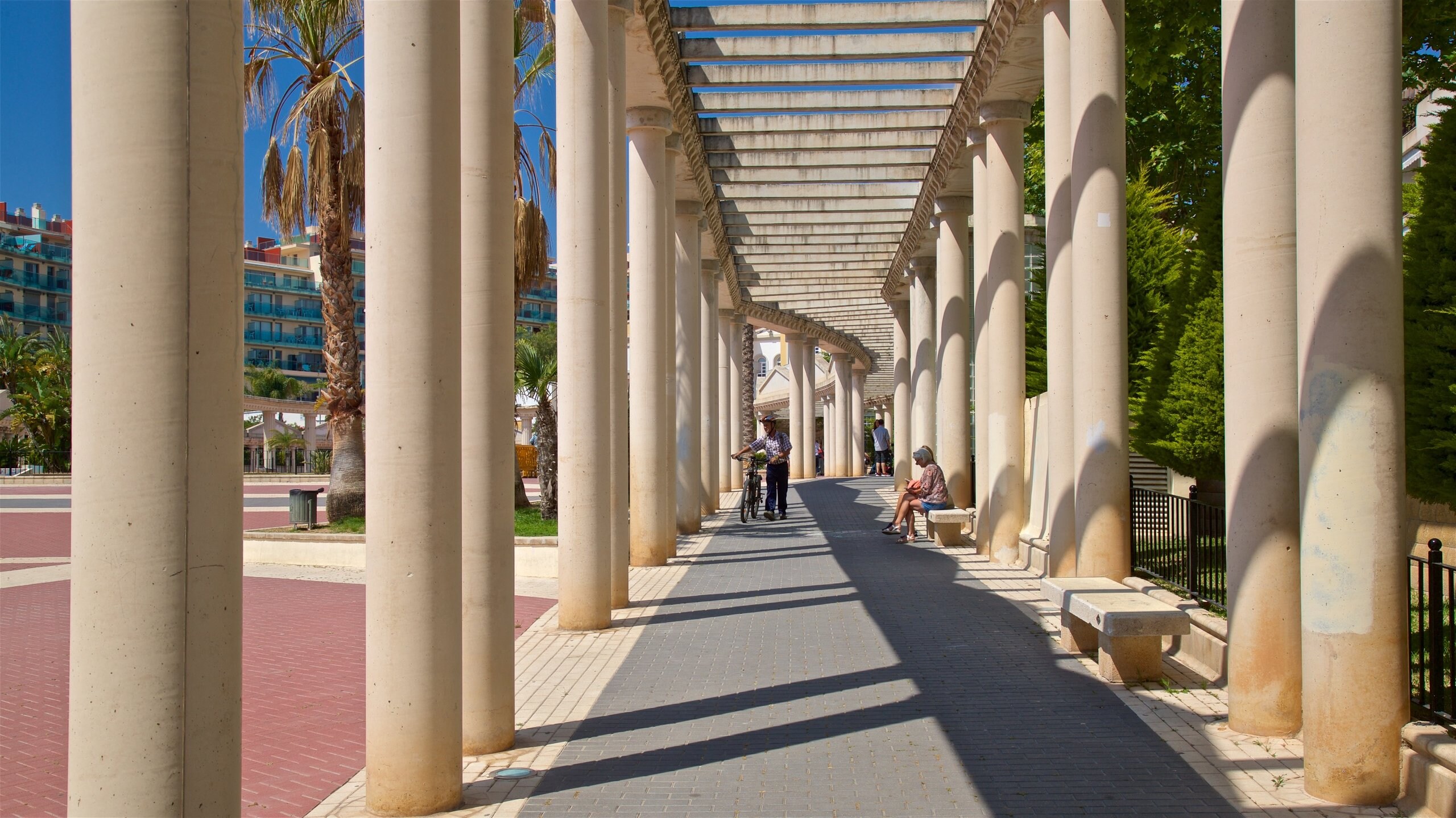 Besøg Calpe Centrum: Oplev det bedste af Calpe Centrum, Calpe i 2021 ...