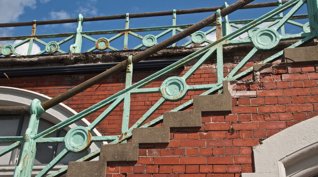 Kings Road Arches