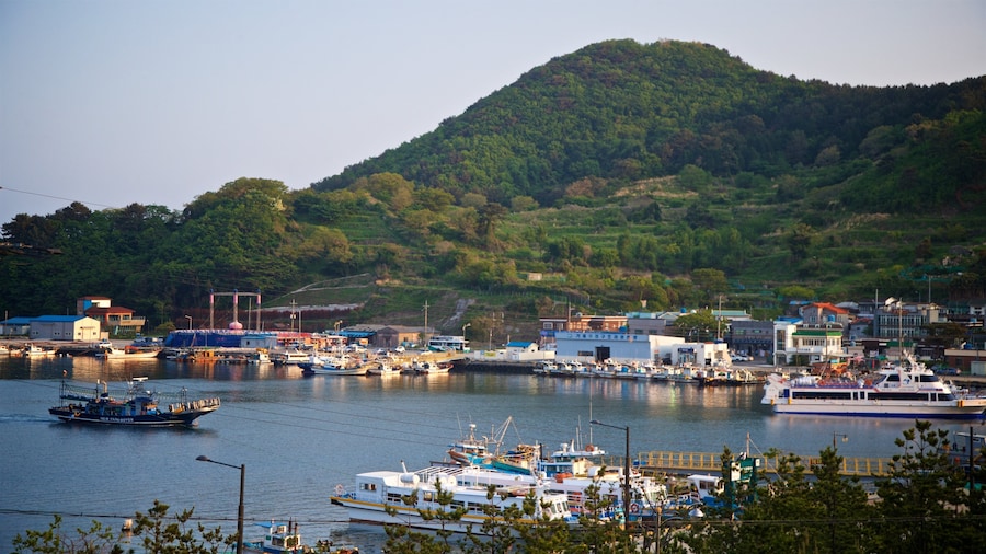 Gujora strand