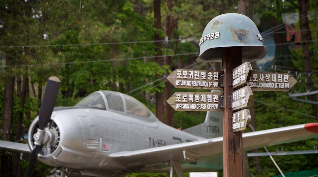 Geoje POW Camp which includes signage, aircraft and military items