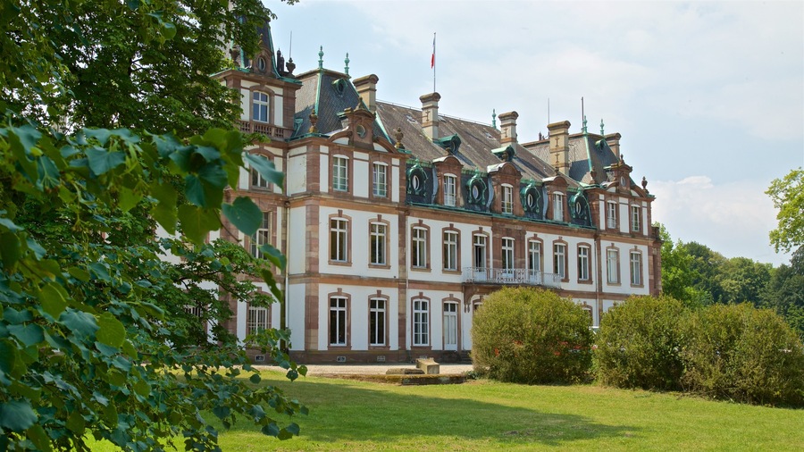 Montagne Verte showing heritage architecture