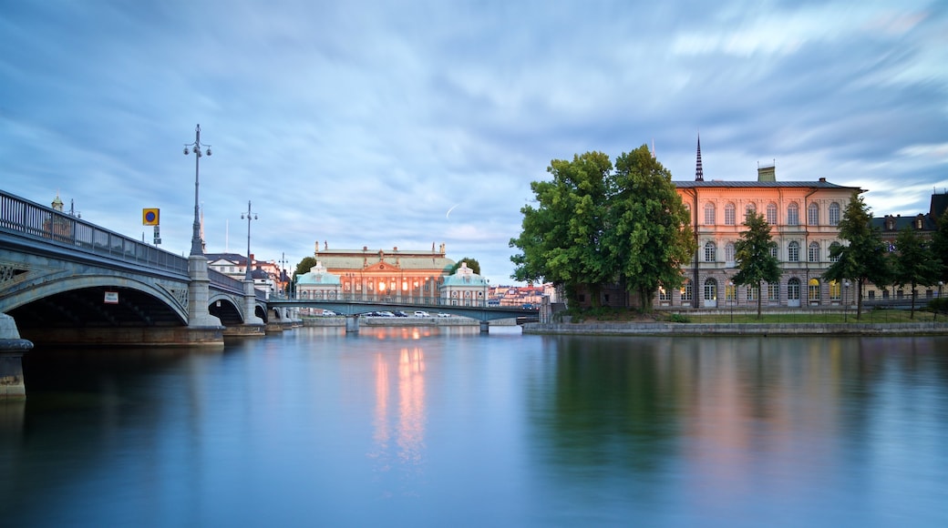 House of Nobility which includes a river or creek and a bridge