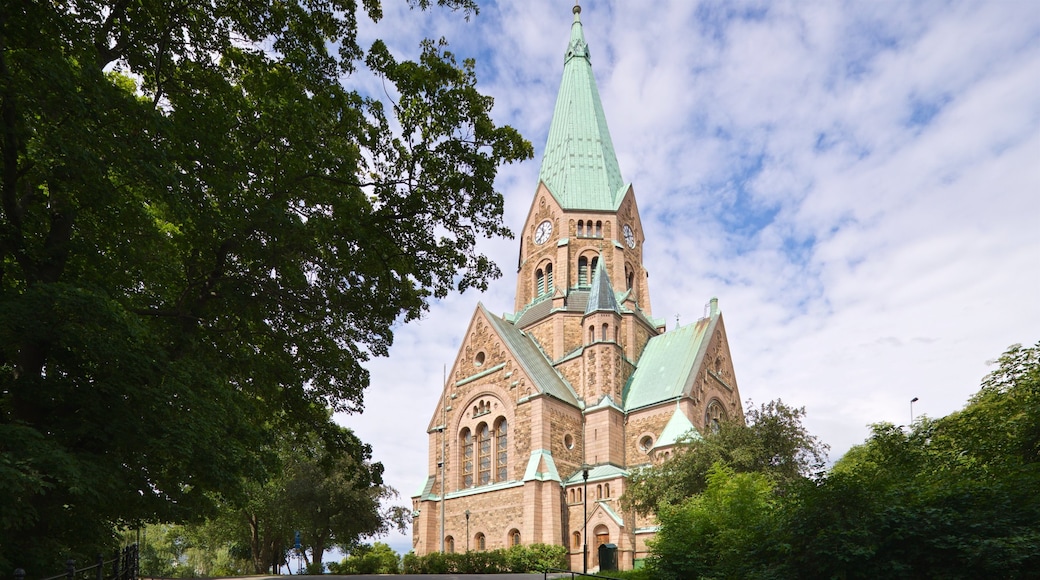 Sofia Church showing a church or cathedral and heritage architecture