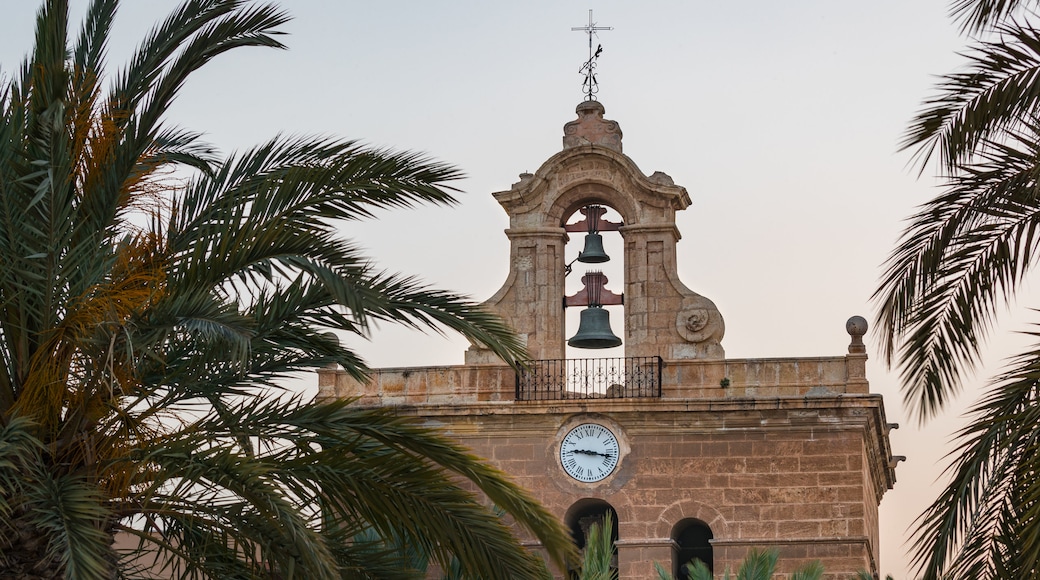 Almeria showing heritage elements