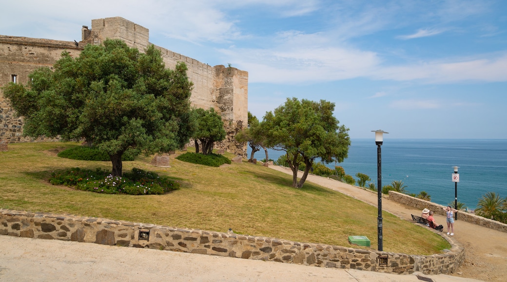 Sohail Castle showing general coastal views, heritage elements and chateau or palace