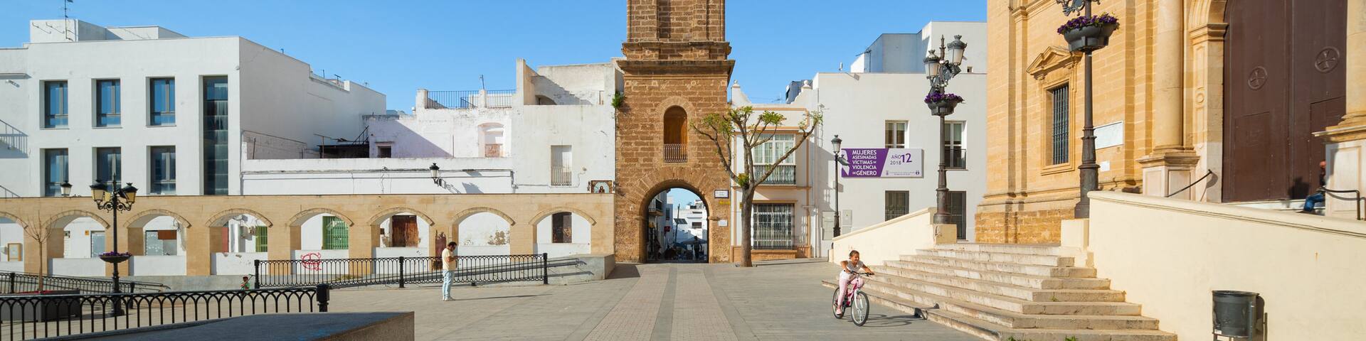 Torre del Reloj which includes heritage elements