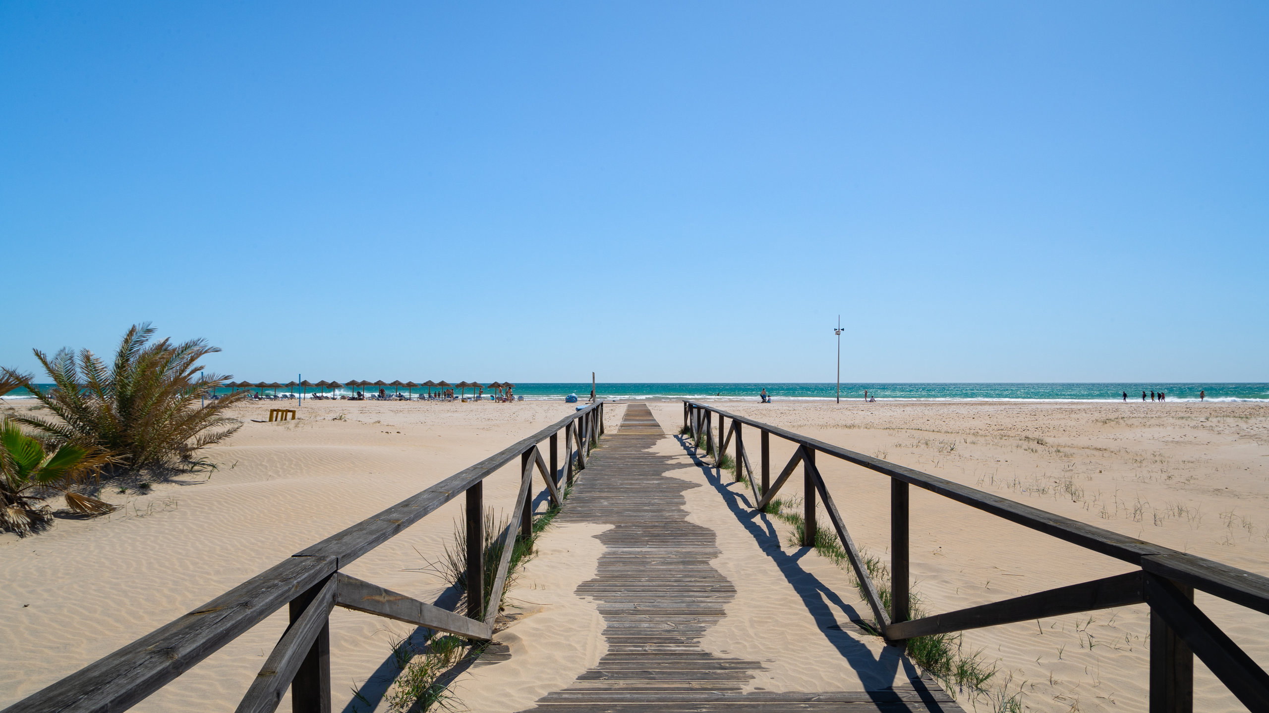 Cozy Ocean city - Conil de la Frontera, Spain. 4K Walk tour 