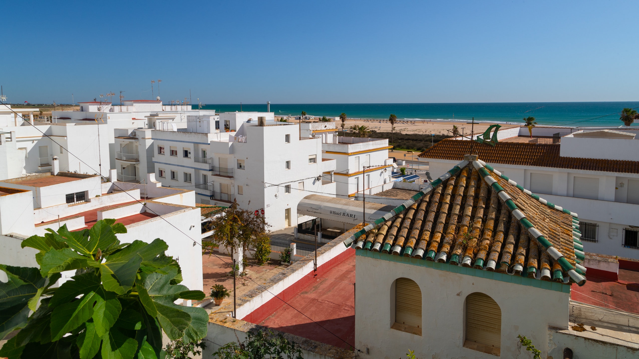 CONIL DE LA FRONTERA (HD)  Places in spain, Andalusia, Cadiz