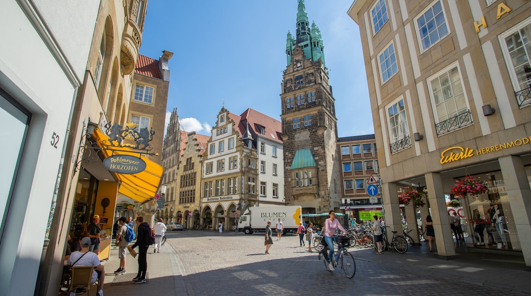 Townhouse Tower featuring heritage architecture and a city