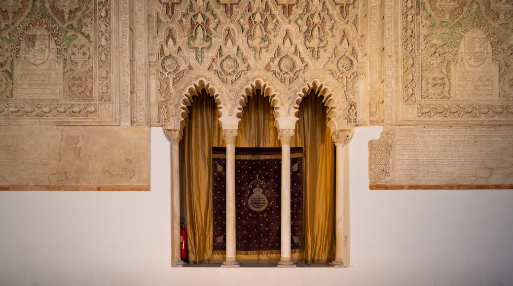 Synagogue of El Transito which includes heritage elements and interior views