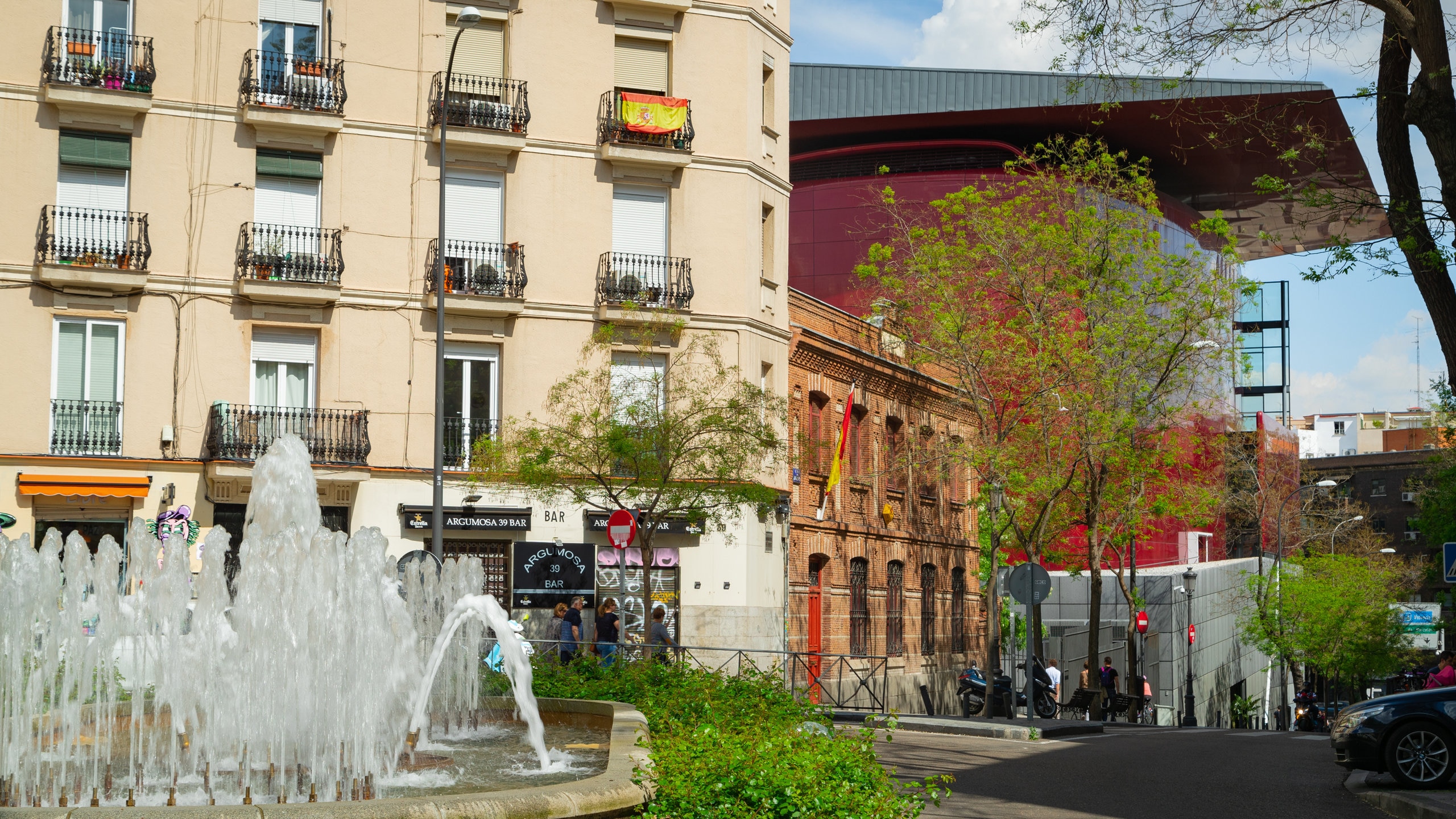 Museo Nacional Centro de Arte Reina Sofía in Madrid Centro | Expedia.co.in