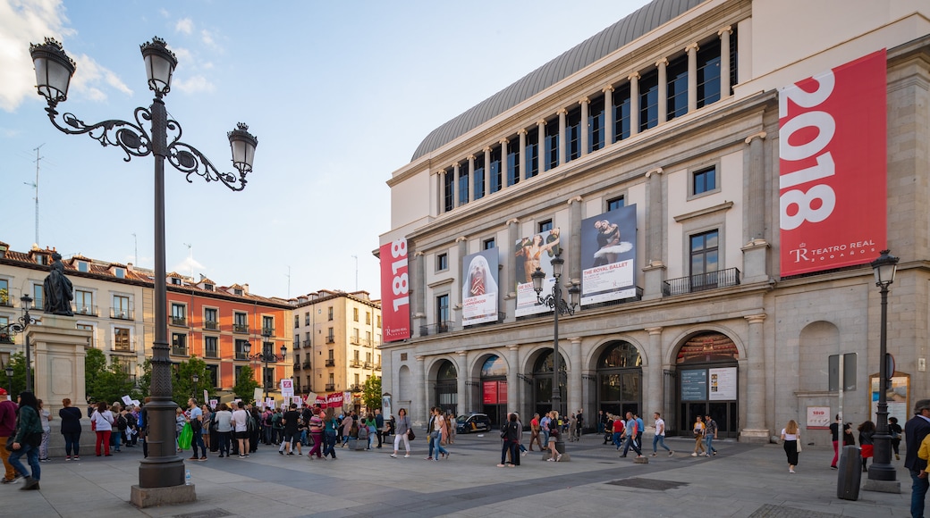 Royal Theatre which includes heritage architecture and a square or plaza