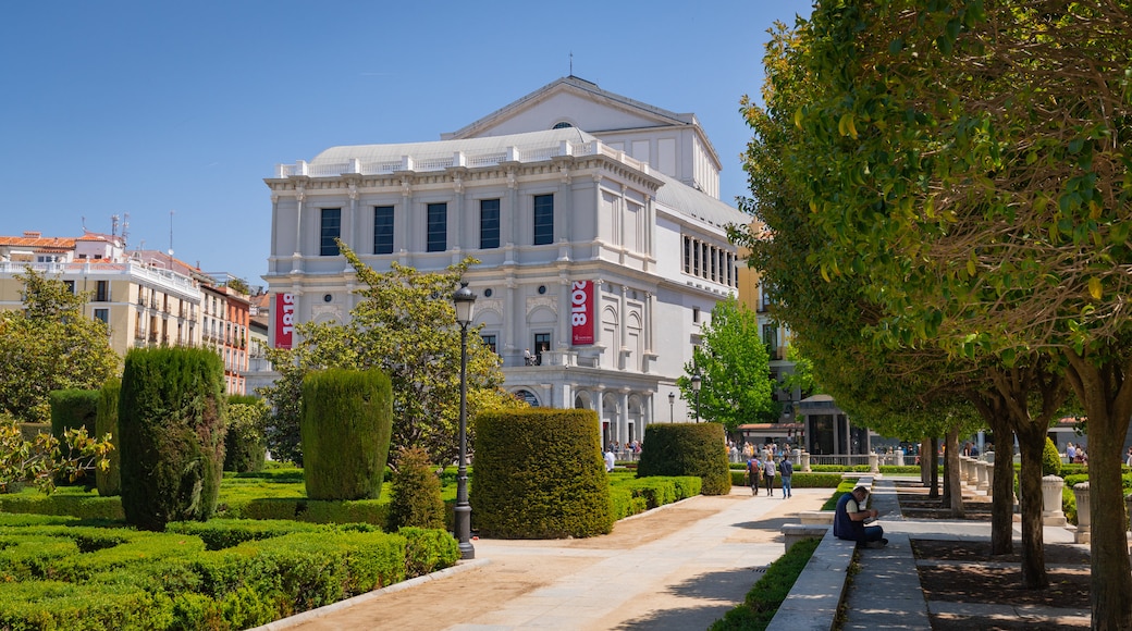 Plaza de Oriente