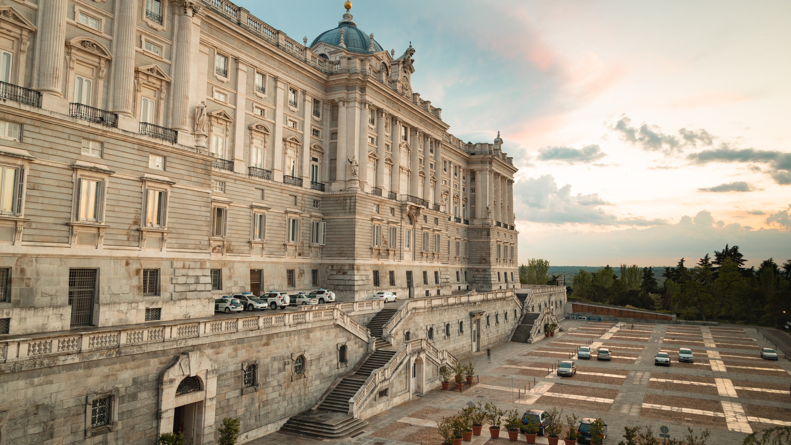 the-royal-palace-of-madrid-everything-you-need-to-know