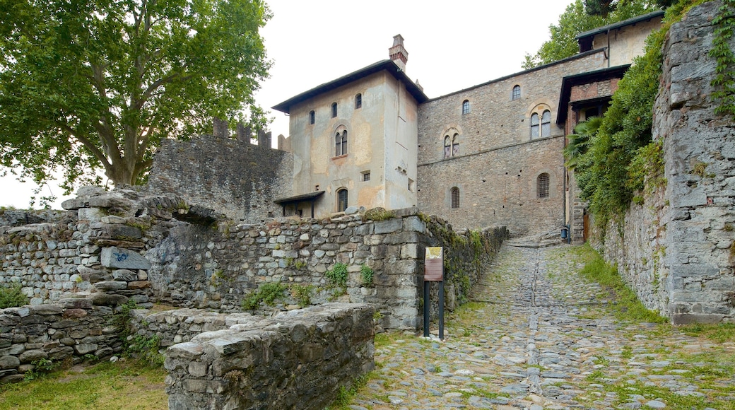 Castello Visconteo featuring heritage elements and building ruins