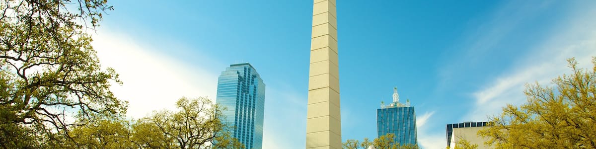 Dallas mit einem Stadt, Monument und Garten