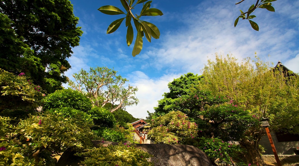 Chi Lin Nunnery que incluye un parque