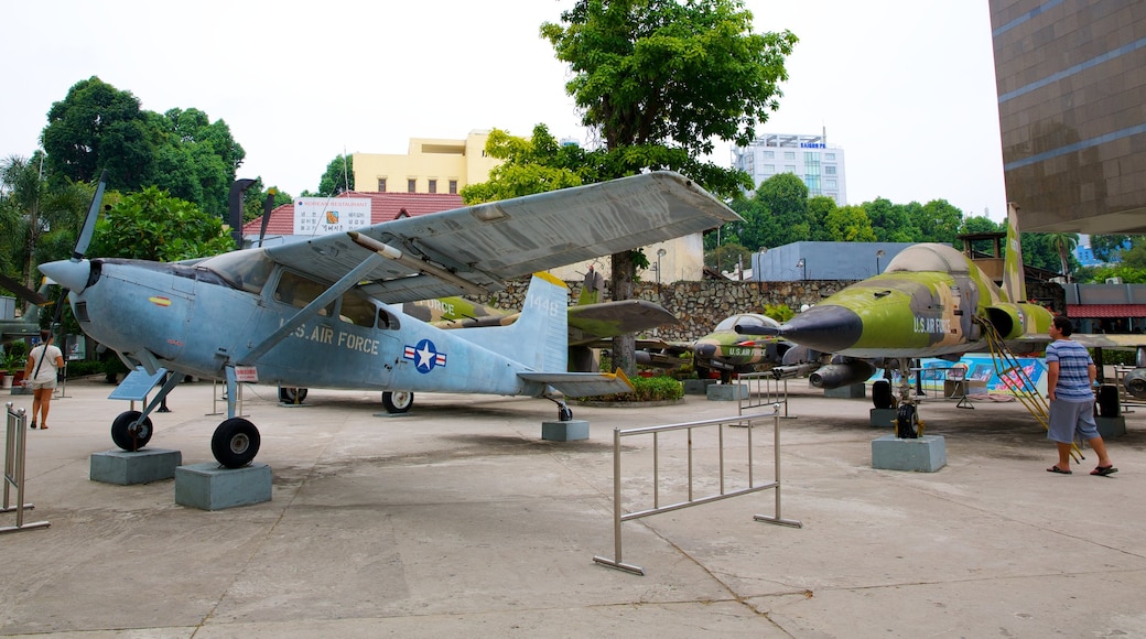 War Remnants Museum featuring military items and aircraft