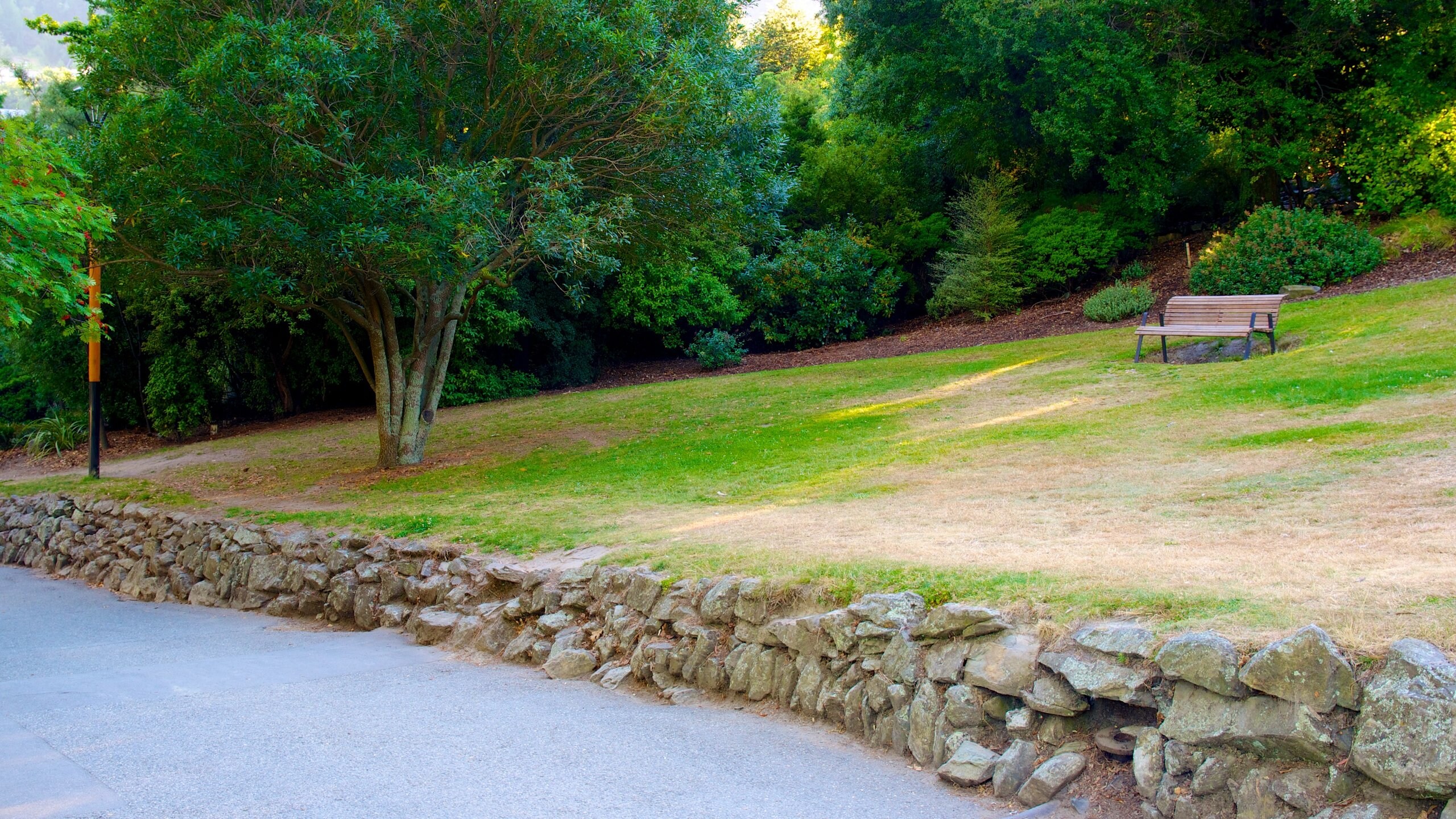 Queenstown Gardens, Queenstown Vacation Rentals house rentals & more