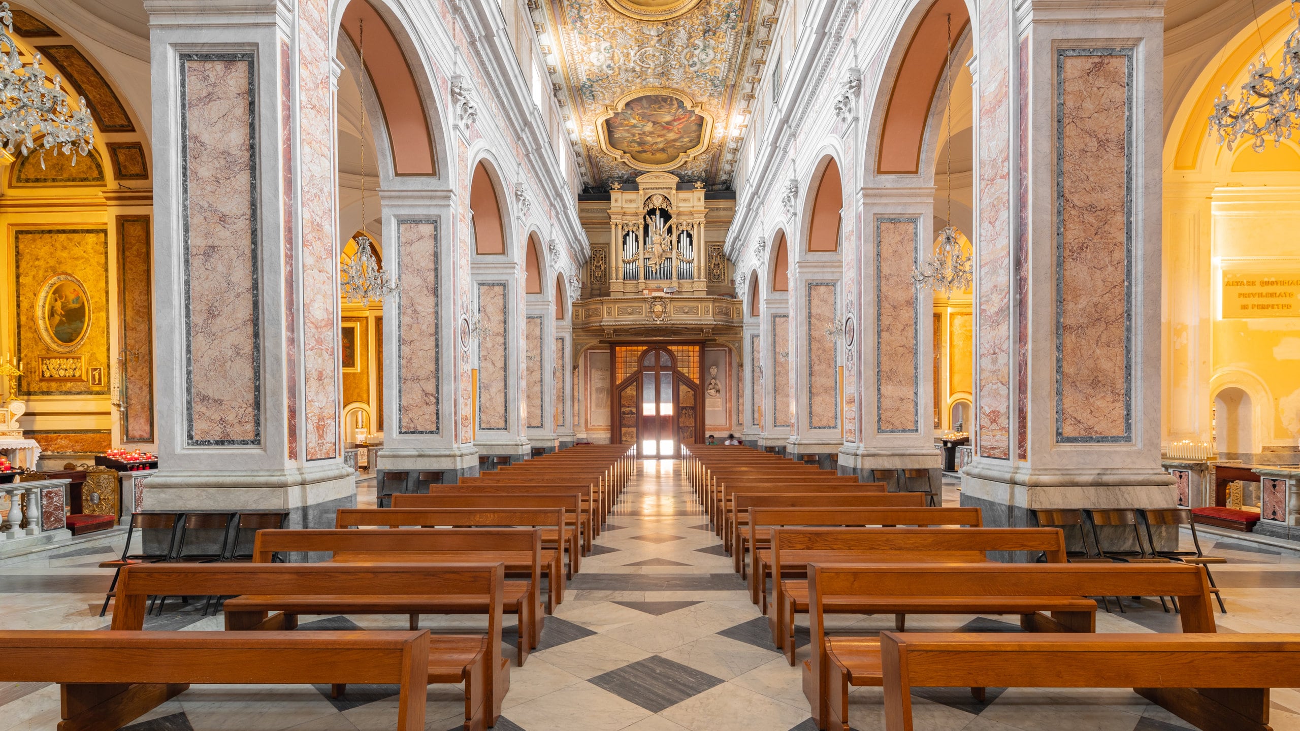 Sorrento Cathedral showing heritage elements, a church or cathedral and interior views