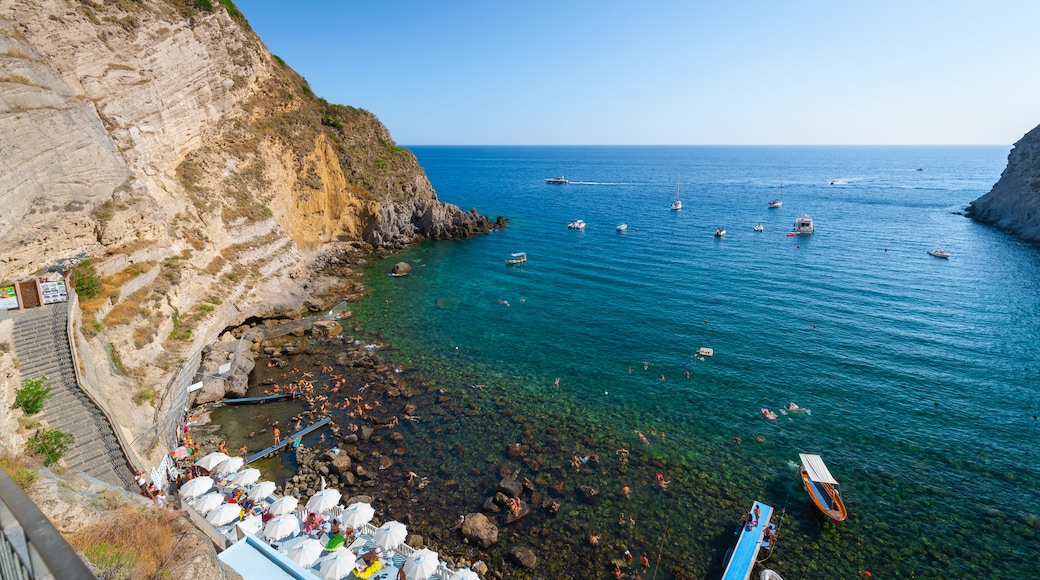 Sorgeto 海灣