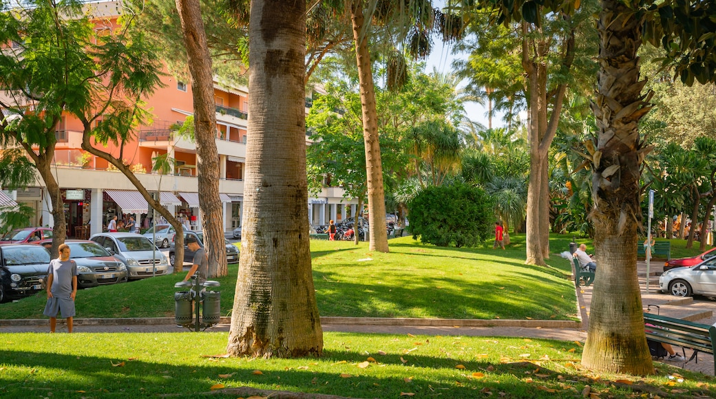 Piazza Lauro