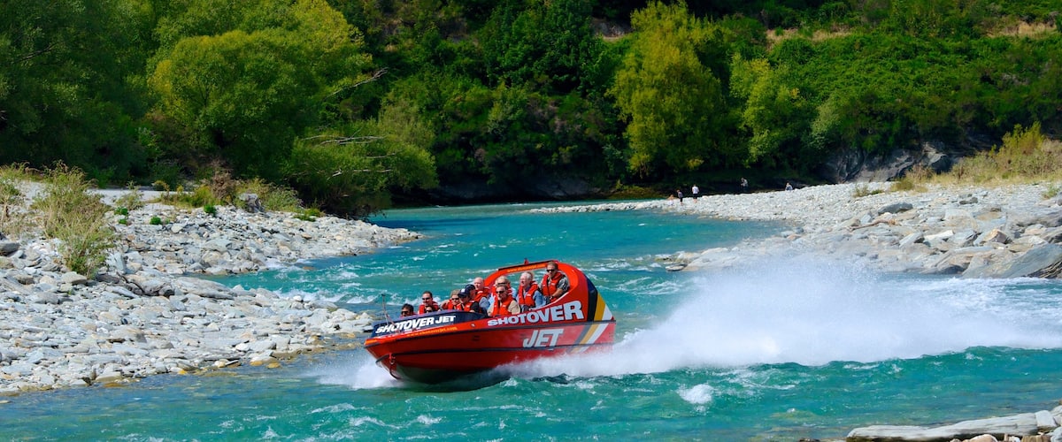 Queenstown showing boating and a river or creek