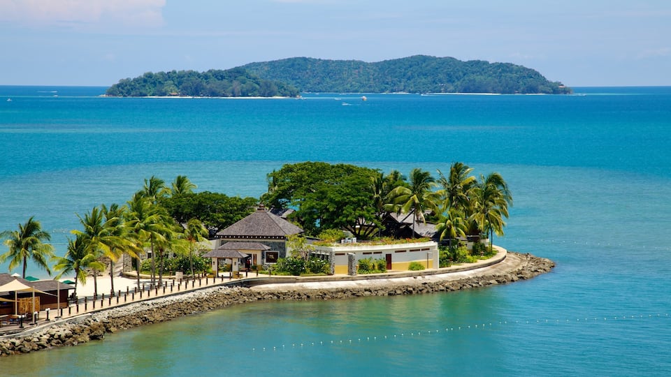 Kota Kinabalu featuring island views, a coastal town and tropical scenes