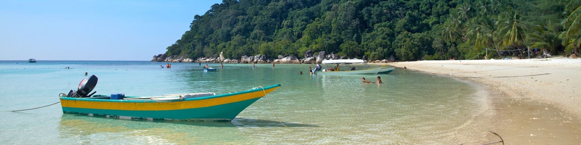 Pulau Perhentian Besar showing landscape views, tropical scenes and swimming
