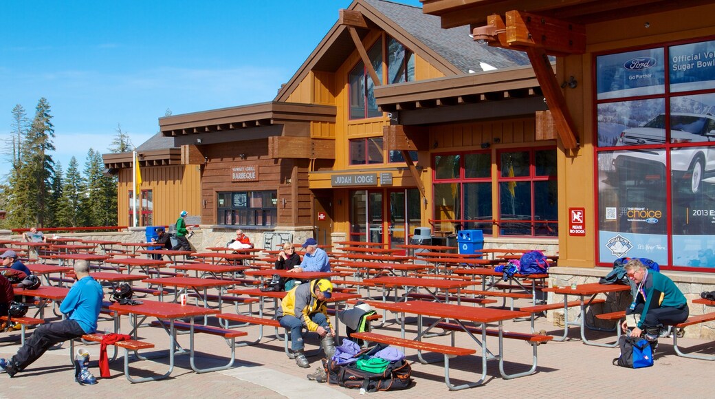 Sugar Bowl showing outdoor eating and snow