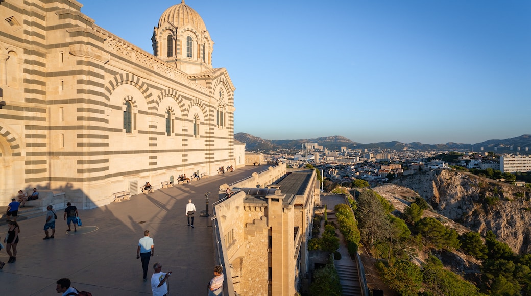 Notre-Dame de la Garde showing heritage elements, landscape views and views