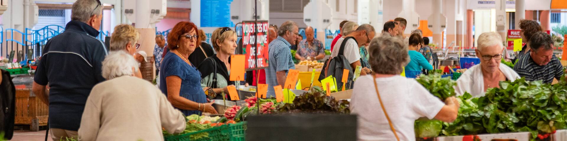 Forville Provencal Food Market showing interior views, food and markets