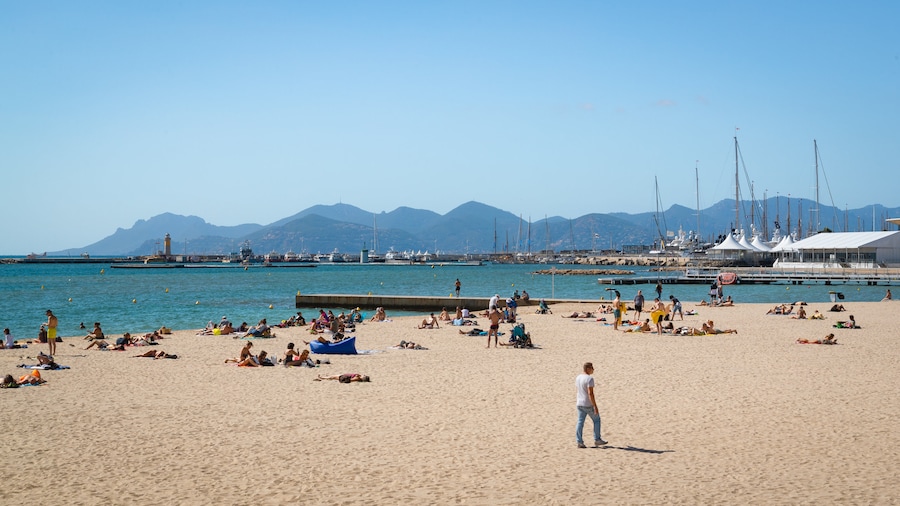 Mace Beach