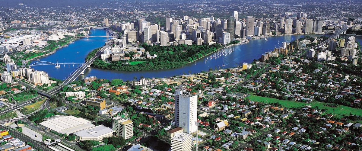 Ngoại ô Toowong trong đó bao gồm thành phố và tòa nhà chọc trời
