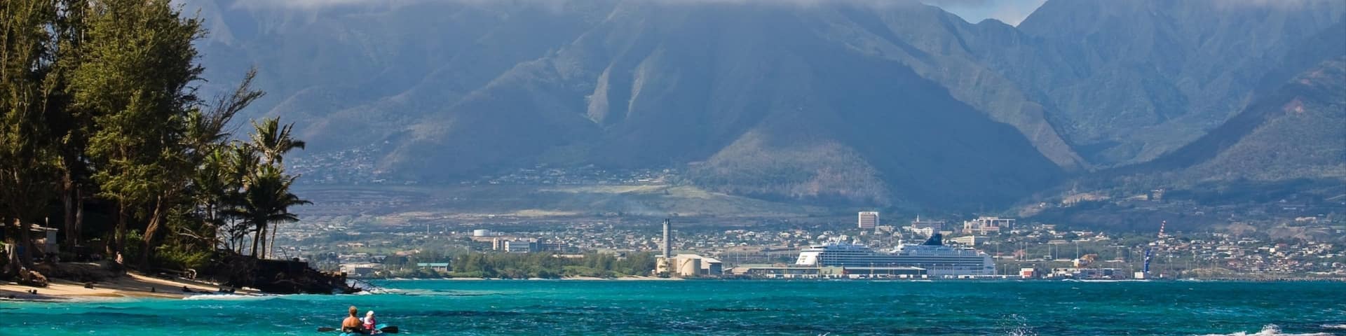 Kahului das einen allgemeine Küstenansicht, Landschaften und Berge