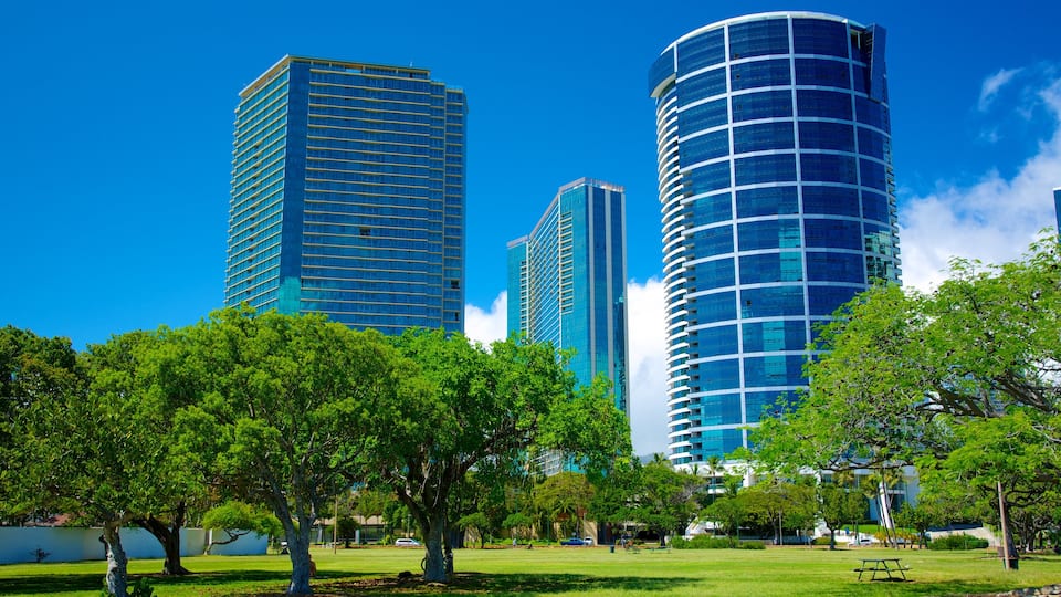 Ala Moana Beach Park which includes skyline, a city and a skyscraper