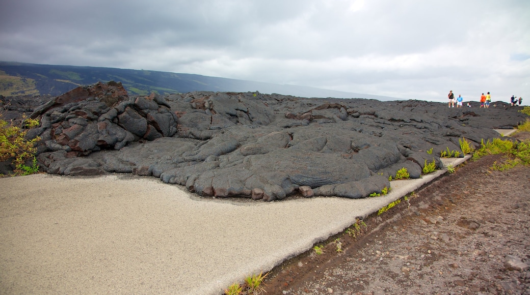 Hawaii Volcanoes National Park showing landscape views, hiking or walking and views