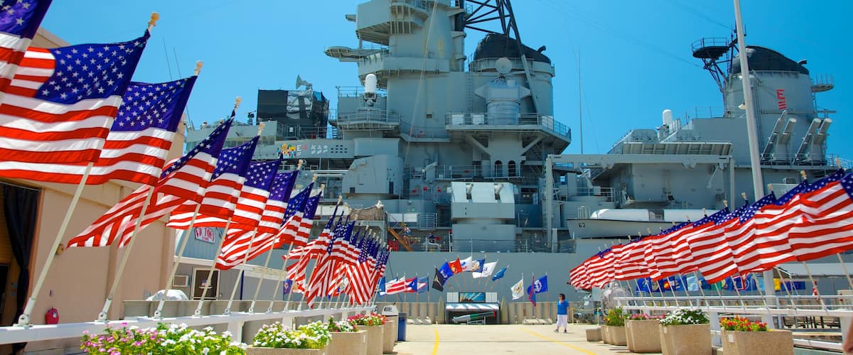 USS Missouri Memorial mettant en vedette articles militaires
