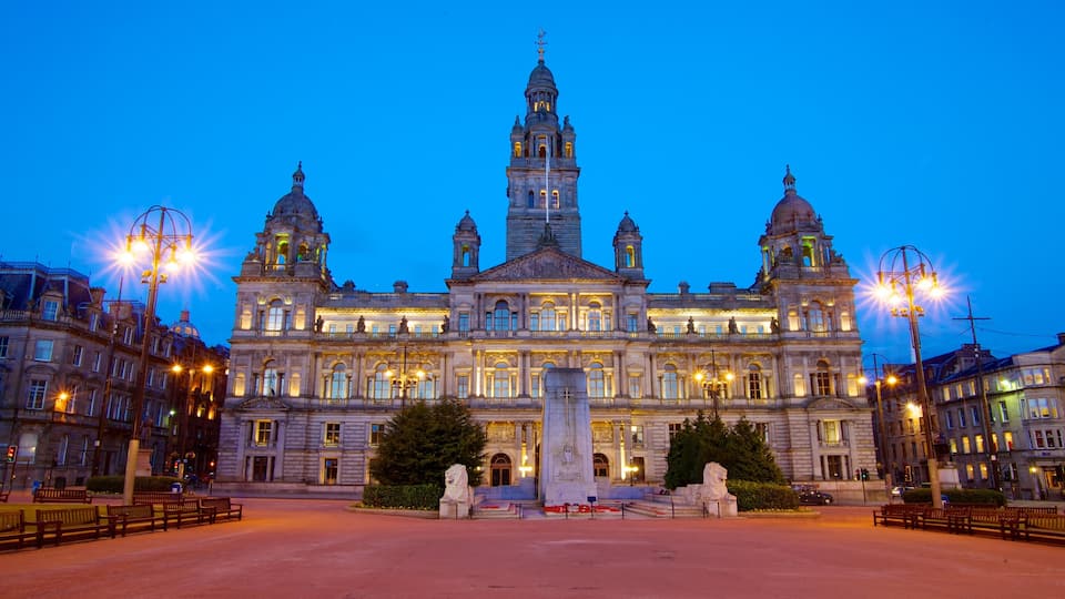 George Square mettant en vedette square ou place, ville et patrimoine architectural