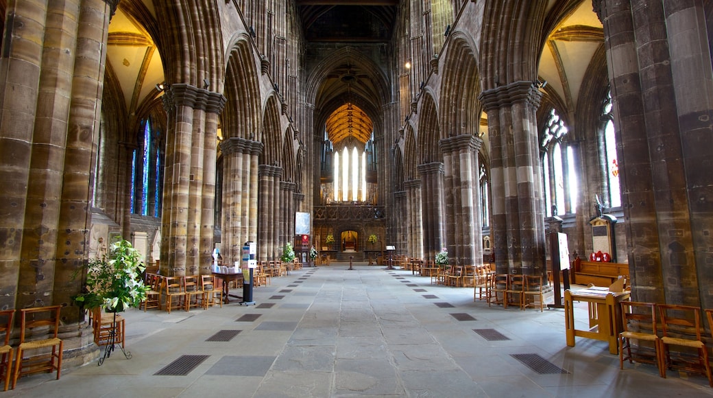 Glasgow Cathedral which includes religious aspects, interior views and heritage architecture