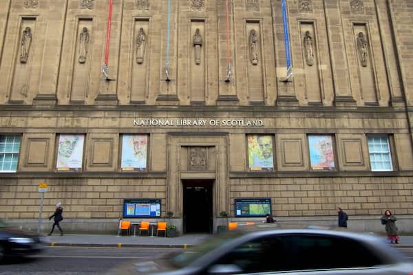 National Library of Scotland mit einem historische Architektur