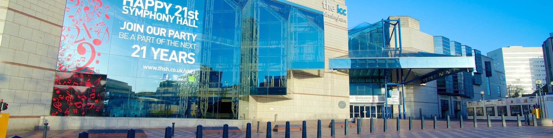 Symphony Hall featuring a city, signage and modern architecture