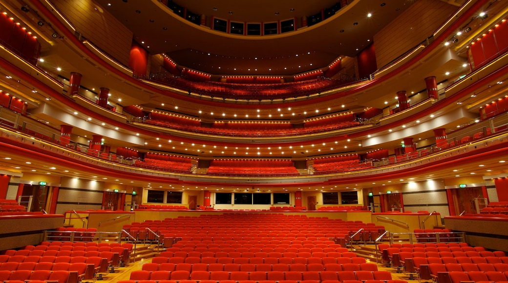 Symphony Hall แสดง การตกแต่งภายใน และ วงการละครเวที