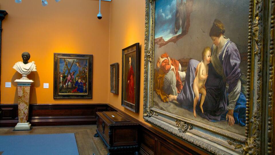 Birmingham Museum and Art Gallery showing art and interior views