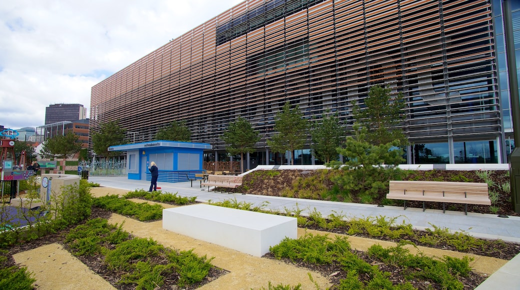 Musée des Sciences de Birmingham Thinktank mettant en vedette ville