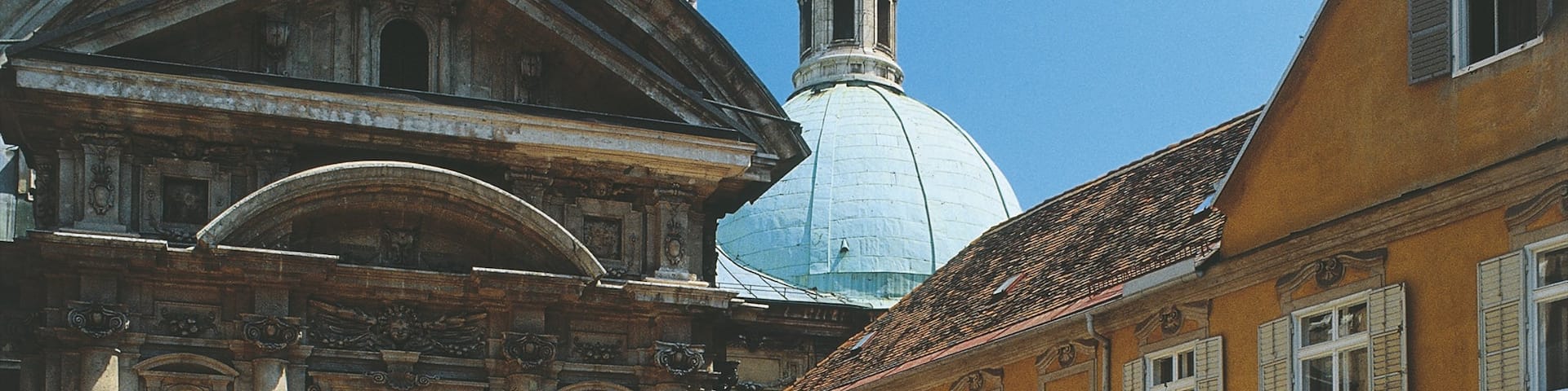 Mausoleum of Emperor Ferdinand II. featuring a monument and heritage architecture