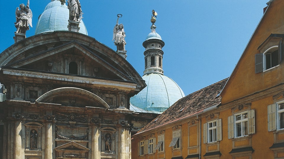 Mausoleum of Emperor Ferdinand II. which includes heritage architecture and a monument
