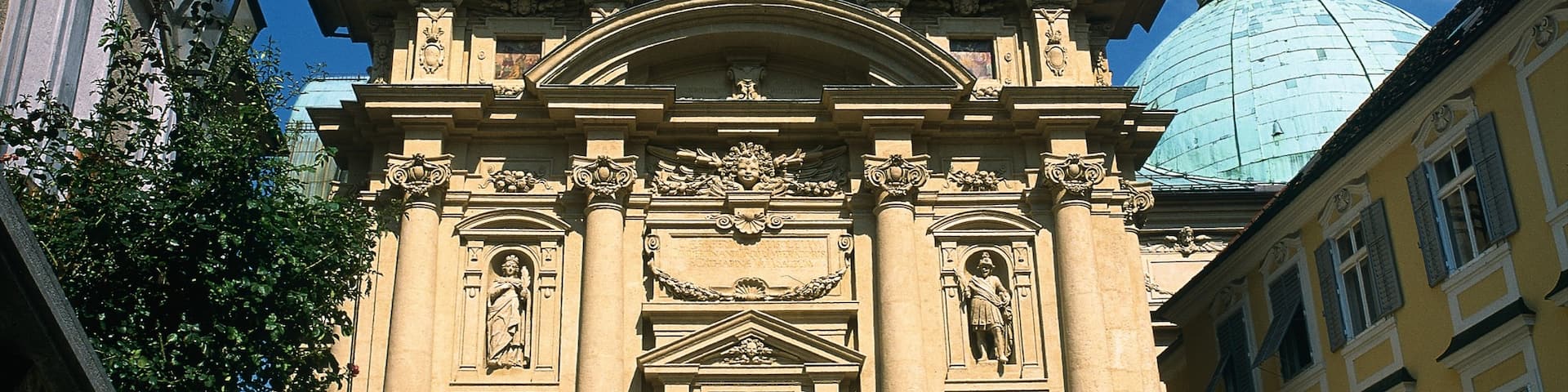 Mausoleum of Emperor Ferdinand II. featuring heritage architecture, a city and a monument