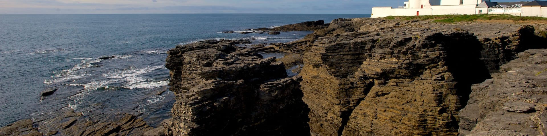 Ireland showing landscape views, views and heritage architecture