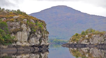 Killarney which includes a lake or waterhole, mountains and landscape views